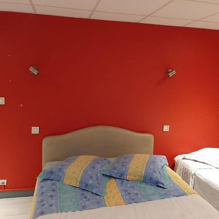 Le Fecamps Hotell Bolbec Exteriör bild