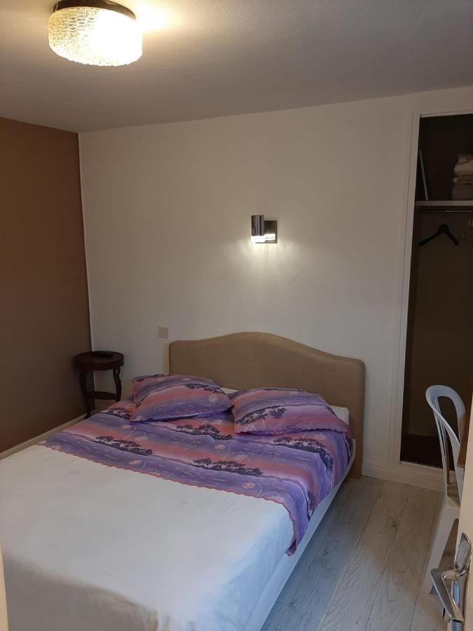 Le Fecamps Hotell Bolbec Exteriör bild