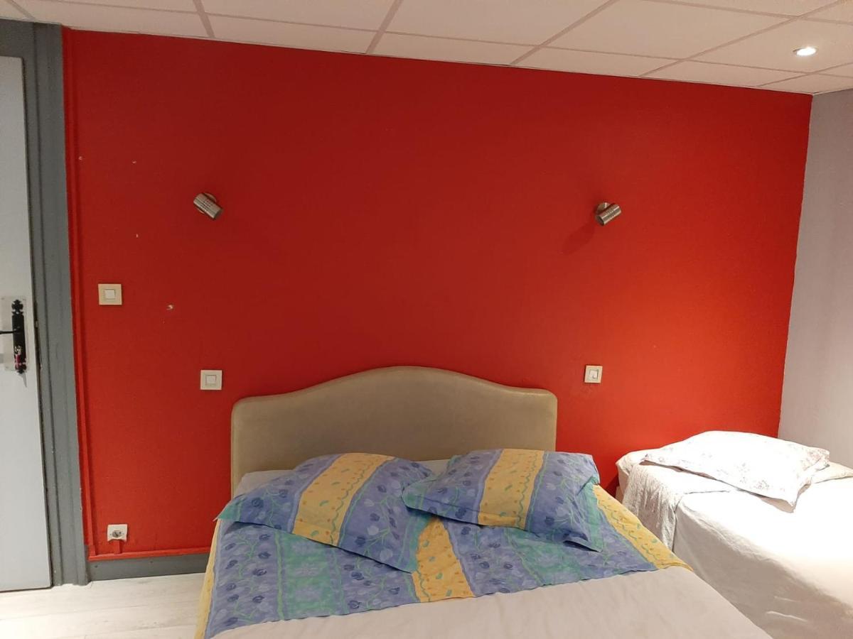 Le Fecamps Hotell Bolbec Exteriör bild