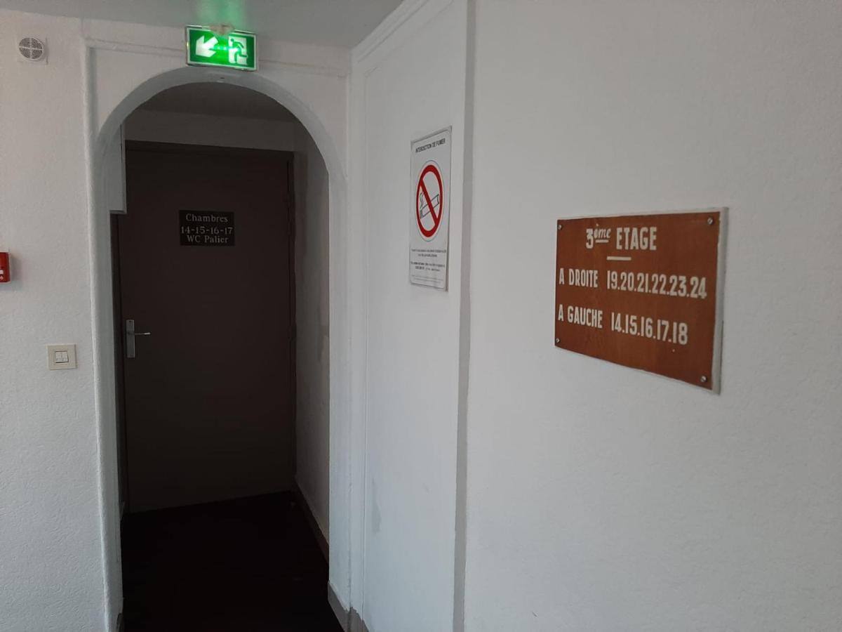 Le Fecamps Hotell Bolbec Exteriör bild