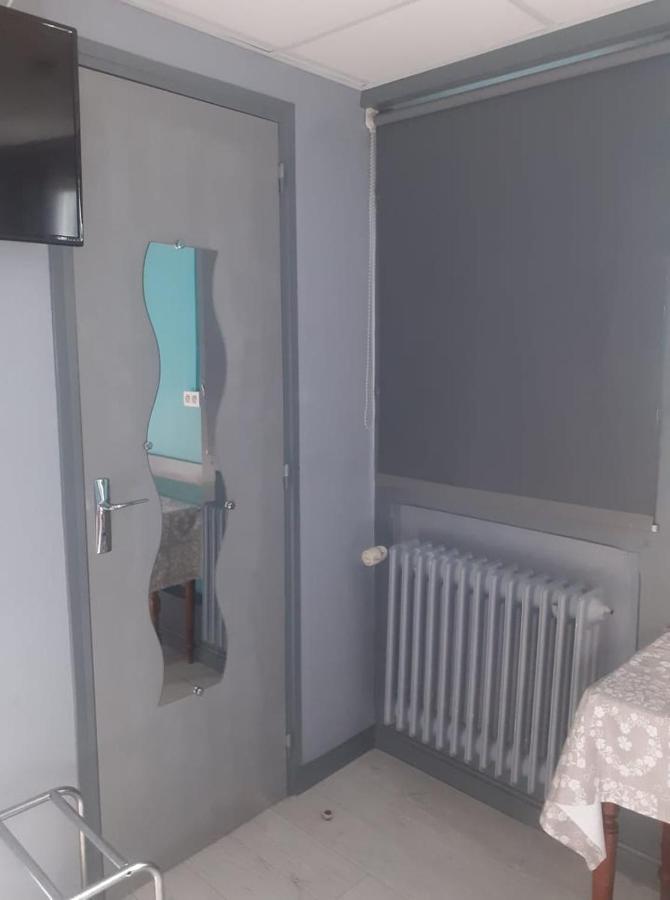 Le Fecamps Hotell Bolbec Exteriör bild