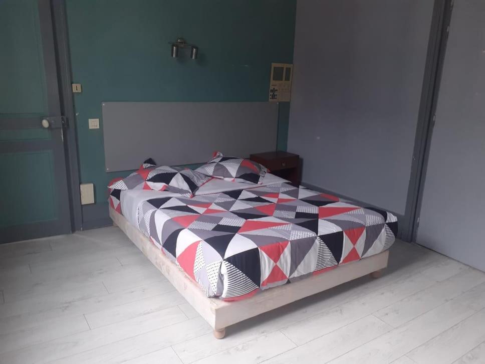 Le Fecamps Hotell Bolbec Exteriör bild
