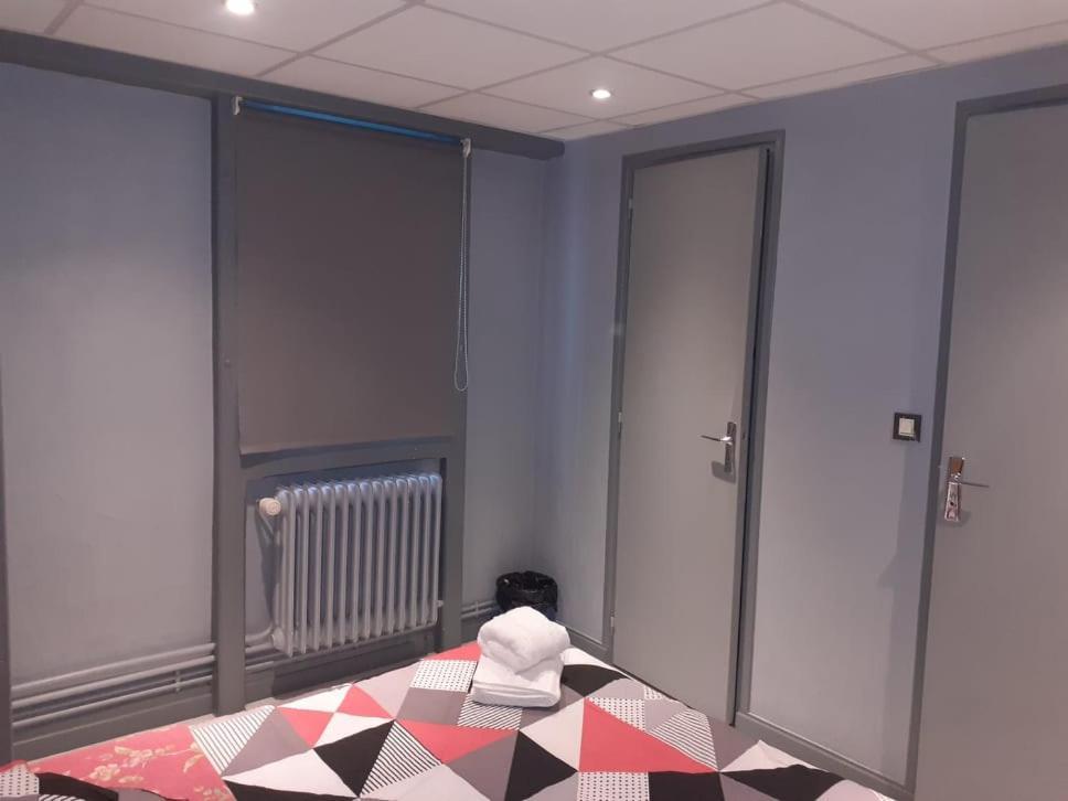 Le Fecamps Hotell Bolbec Exteriör bild