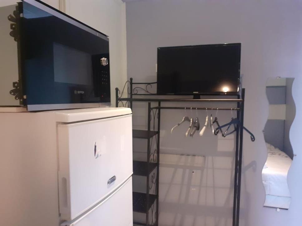 Le Fecamps Hotell Bolbec Exteriör bild