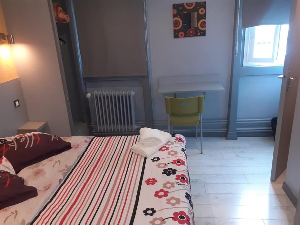 Le Fecamps Hotell Bolbec Exteriör bild